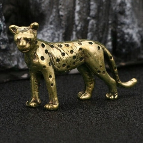 Brass Cheetah Leopard Figurine Miniature Home Ornament Figurines Animal Gift - Picture 4 of 4
